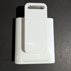 Genuine Apple Belt Clip Holder for iPod Mini (1st & 2nd Gen)